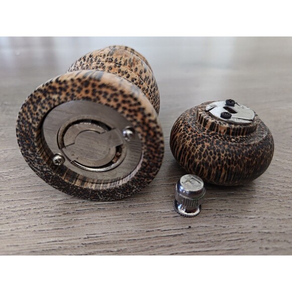 Wooden Pepper Grinder Mill Wood Used Kitchen Spice - Picture 5 of 10